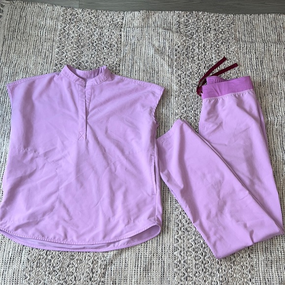 Figs Top and bottom Color: Dusk - Picture 1 of 2